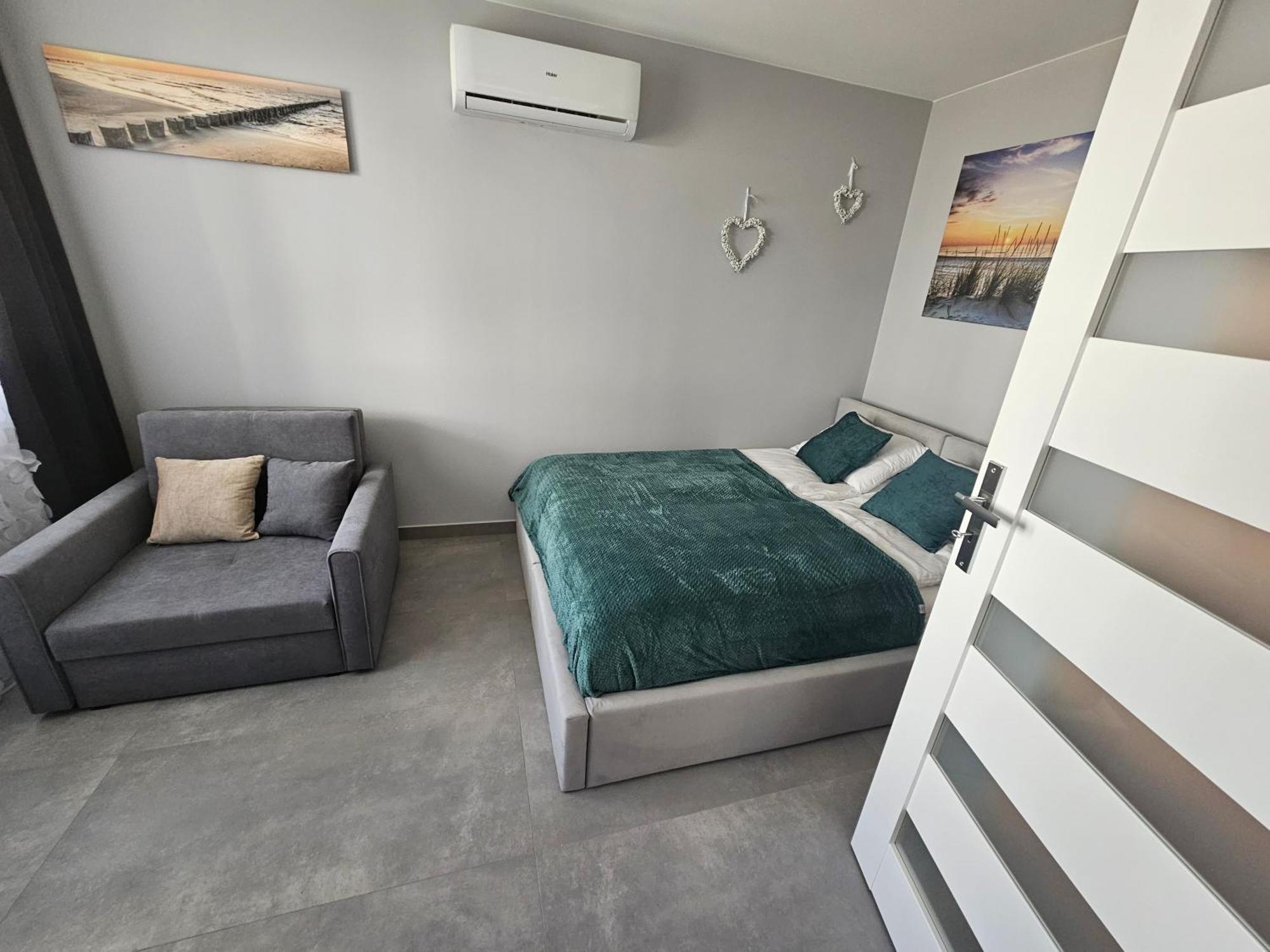 Slowik Debina 24 * Debina (Ustka)